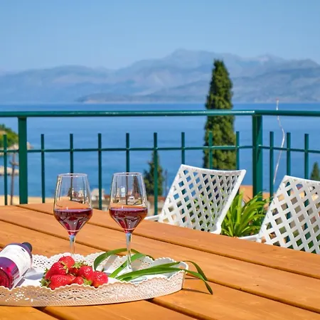 ヴィラ Spiros Imerolia