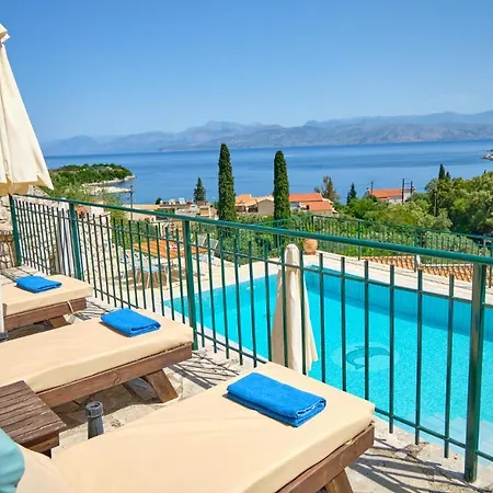 ヴィラ Spiros Imerolia *