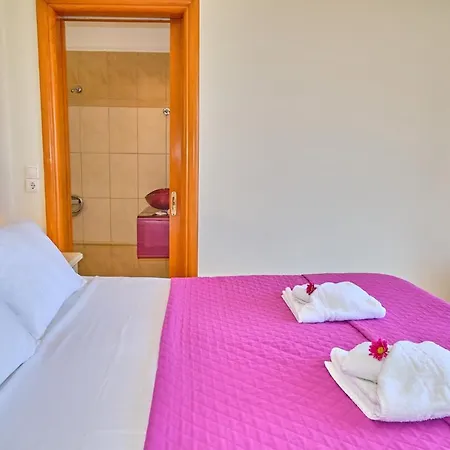 וילה Spiros Imerolia